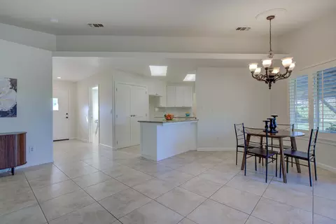 2856 Gunn Ct, Redding, CA 96001 photo 6