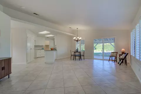 2856 Gunn Ct, Redding, CA 96001 photo 5