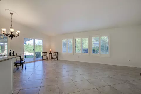 2856 Gunn Ct, Redding, CA 96001 photo 4