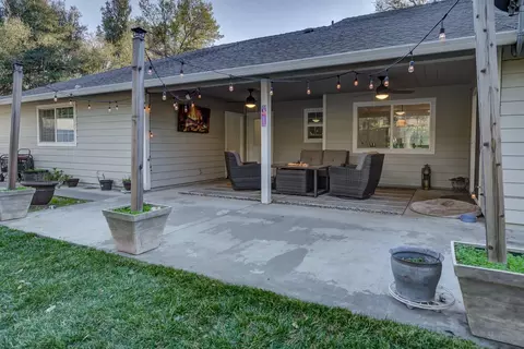 Exterior - 14300 Molluc Dr, Red Bluff, CA 96080 photo 15 of 16
