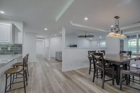 Entry Way - 14300 Molluc Dr, Red Bluff, CA 96080 photo 3 of 4
