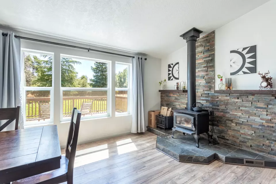  3423 Moonbeam Ln, Cottonwood, CA 96022 photo 9