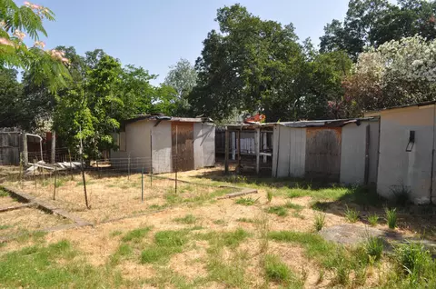 4098 St Patricks Ave, Redding, CA 96003 photo 2