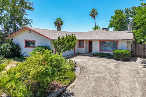 2683 Starlight Blvd, Redding, CA 96001