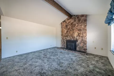 2683 Starlight Blvd, Redding, CA 96001 photo 3