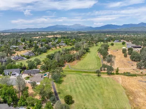 View/Area - 1750 Player Ct, Redding, CA 96003 photo 5 of 10