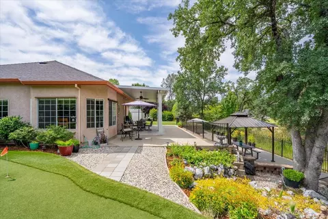 Exterior - 1750 Player Ct, Redding, CA 96003 photo 18 of 22