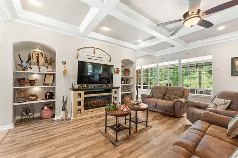 Living - 1750 Player Ct, Redding, CA 96003 photo 1 of 1