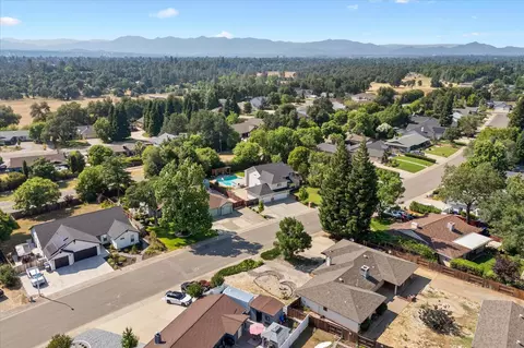4676 Dandelion Dr, Redding, CA 96002 photo 47
