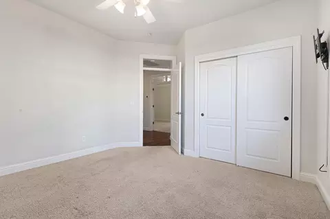 Bedroom - 580 Castenda Dr, Redding, CA 96003 photo 5 of 8