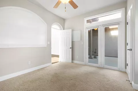 Bedroom - 580 Castenda Dr, Redding, CA 96003 photo 1 of 8