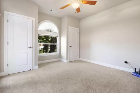 Bedroom - 580 Castenda Dr, Redding, CA 96003 photo 2 of 8