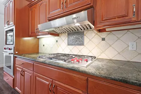 Kitchen - 580 Castenda Dr, Redding, CA 96003 photo 5 of 5