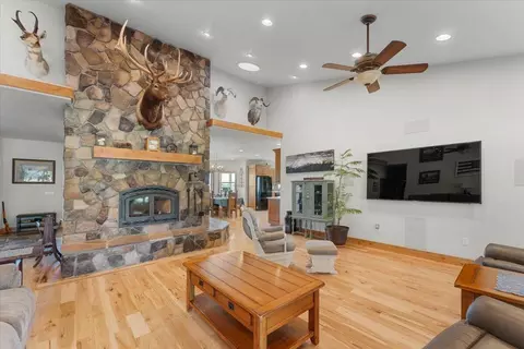 Living - 41494 Gomez Rd, Fall River Mills, CA 96028 photo 2 of 2
