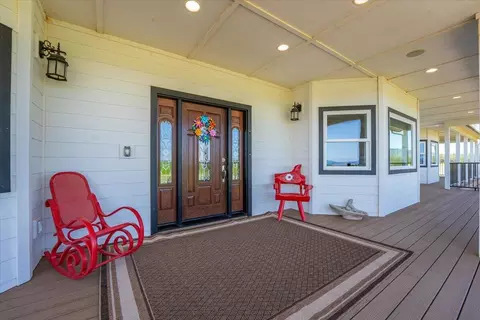 Exterior - 41494 Gomez Rd, Fall River Mills, CA 96028 photo 3 of 28