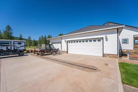 Exterior - 41494 Gomez Rd, Fall River Mills, CA 96028 photo 18 of 28