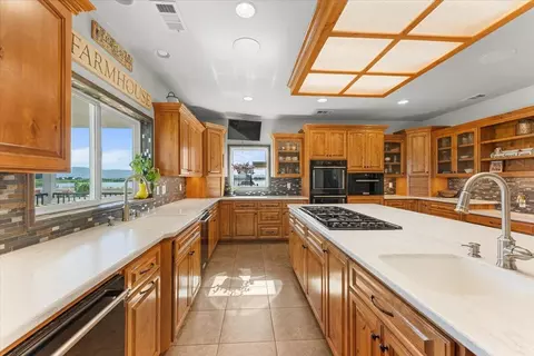 Kitchen - 41494 Gomez Rd, Fall River Mills, CA 96028 photo 7 of 9