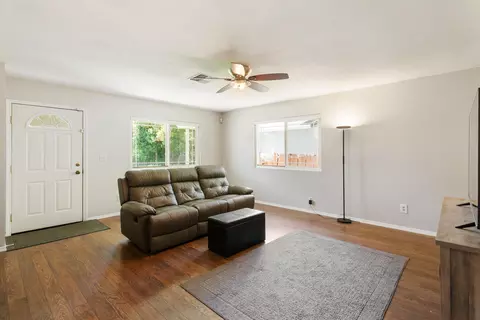 Living - 369 Christina Dr, Red Bluff, CA 96080 photo 1 of 1