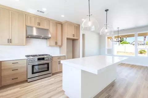 4798 Ferrington Ct, Redding, CA 96003 photo 5