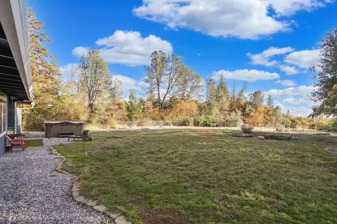 3055 Ryan Ln, Redding, CA 96003 photo 33