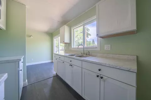 1430 Oakdale Ln, Redding, CA 96002 photo 11