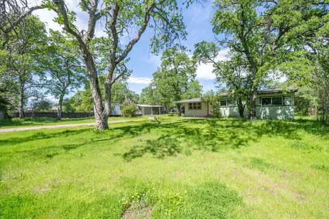 1430 Oakdale Ln, Redding, CA 96002 photo 4