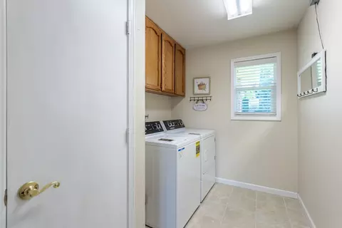 676 Country Oak Dr, Redding, CA 96003 photo 10
