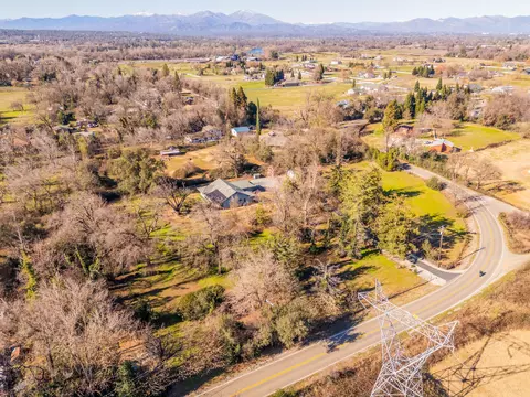 View/Area - 6960 Churn Crk Rd, Redding, CA 96002 photo 5 of 13