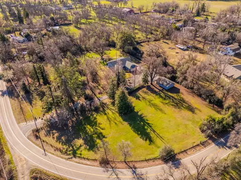 View/Area - 6960 Churn Crk Rd, Redding, CA 96002 photo 9 of 13