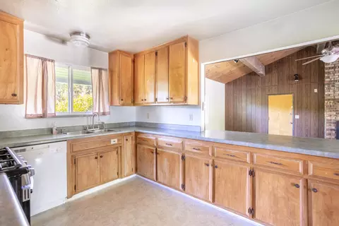 Kitchen - 8415 Valley View Rd, Redding, CA 96001 photo 2 of 3