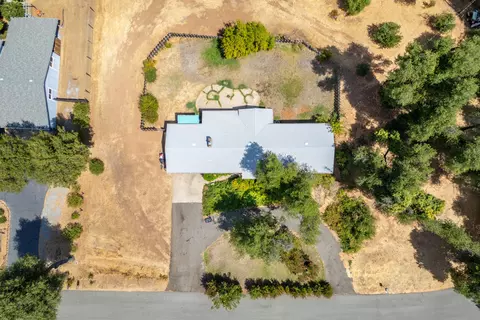 View/Area - 8415 Valley View Rd, Redding, CA 96001 photo 1 of 1