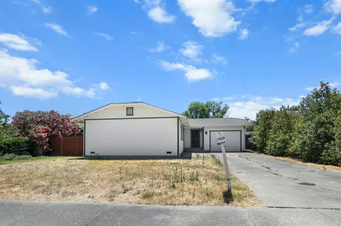 Exterior - 1333 Deborah Dr, Red Bluff, CA 96080 photo 6 of 7