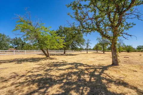 19307 Davidson Ln, Anderson, CA 96007 photo 55