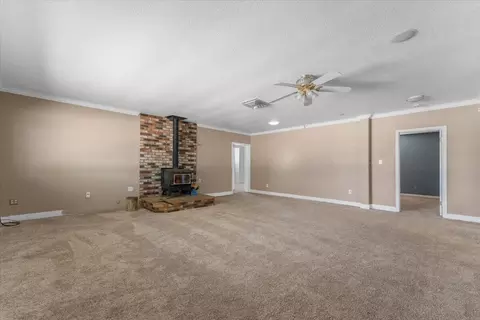 19307 Davidson Ln, Anderson, CA 96007 photo 6