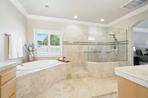 4894 St Charles Dr, Redding, CA 96002 photo 17