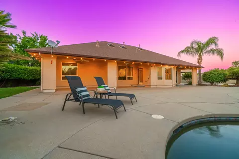 4894 St Charles Dr, Redding, CA 96002 photo 31