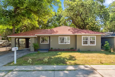 2623 Freebridge St, Redding, CA 96001 photo 1