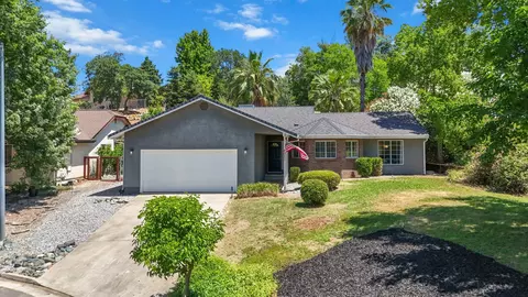 651 Ansley Ct, Redding, CA 96003
