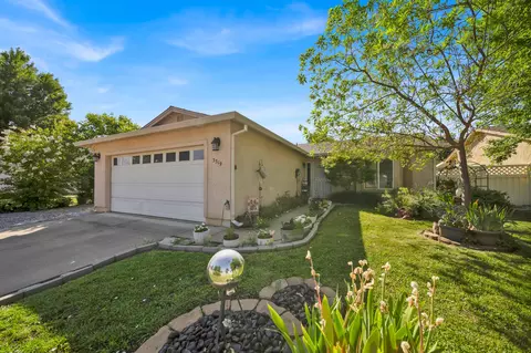 3519 Barkwood Dr, Anderson, CA 96007