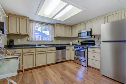 20385 Carberry St, Burney, CA 96013 photo 10