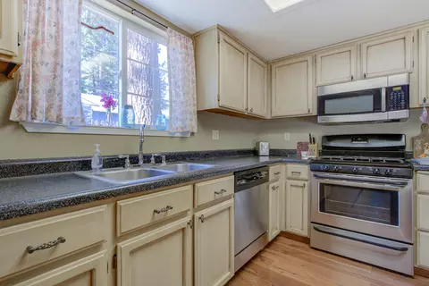 20385 Carberry St, Burney, CA 96013 photo 12