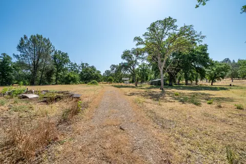 Exterior - 10855 Beaver Rd, Oak Run, CA 96069 photo 24 of 34