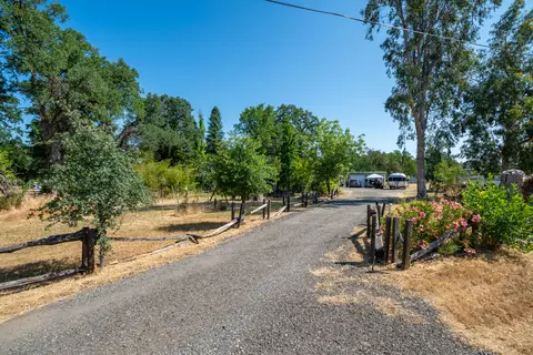 Exterior - 10855 Beaver Rd, Oak Run, CA 96069 photo 21 of 34