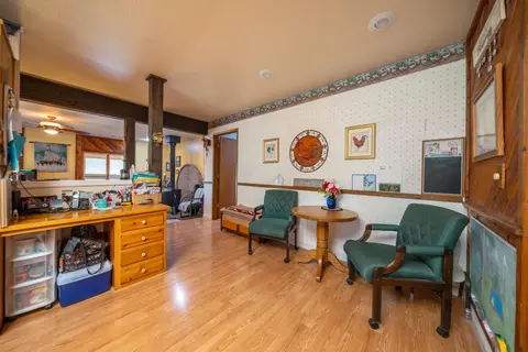 Entry Way - 10855 Beaver Rd, Oak Run, CA 96069 photo 3 of 3