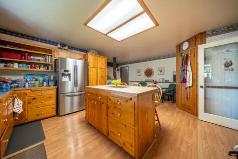 Kitchen - 10855 Beaver Rd, Oak Run, CA 96069 photo 1 of 3