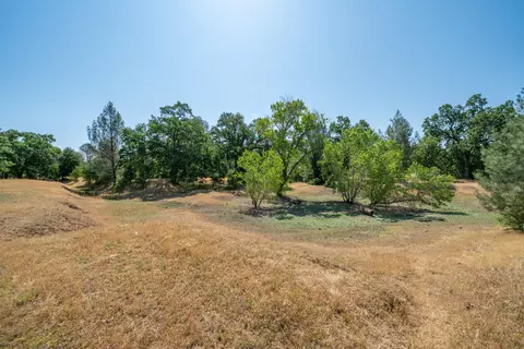 Exterior - 10855 Beaver Rd, Oak Run, CA 96069 photo 20 of 34