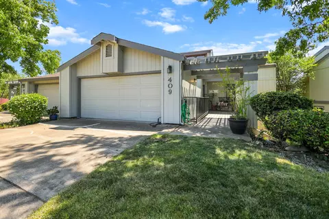 409 Ridgecrest Trl, Redding, CA 96003 photo 1