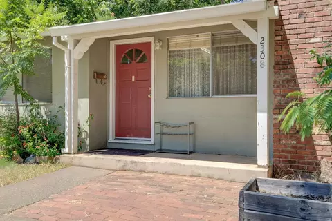 2308 Hawn Ave, Redding, CA 96002