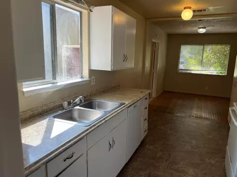 2308 Hawn Ave, Redding, CA 96002 photo 9