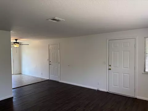 Living - 3446 Court St, Redding, CA 96001 photo 4 of 5
